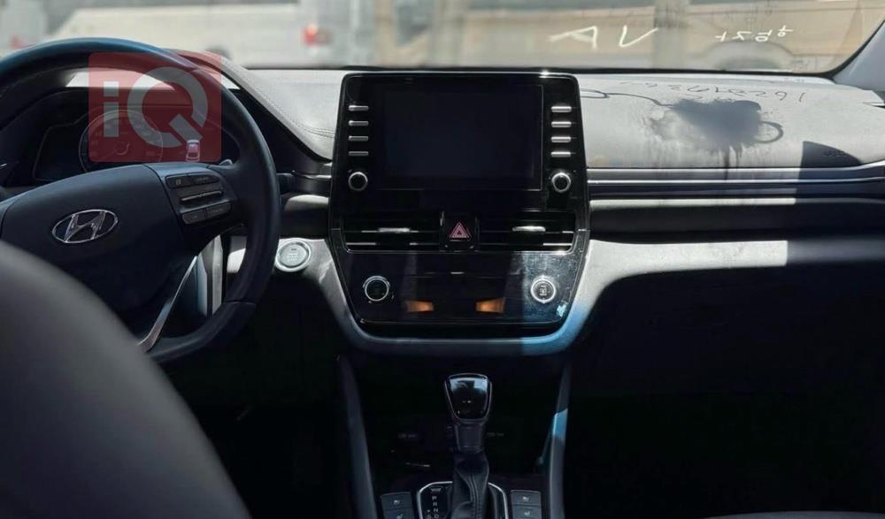 هيونداي ايونك